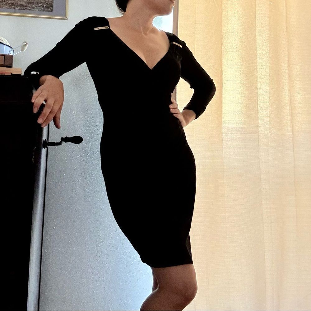 CACHÉ Women's XS Black and gold V-Neck Long-Sleeve Midi Dress Party - Picture 1 of 7
